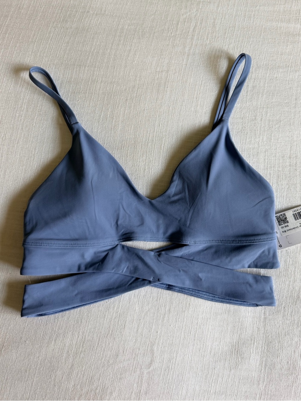 Lululemon Still Now Bra athletic top dusty blue size 4 A/B Cup